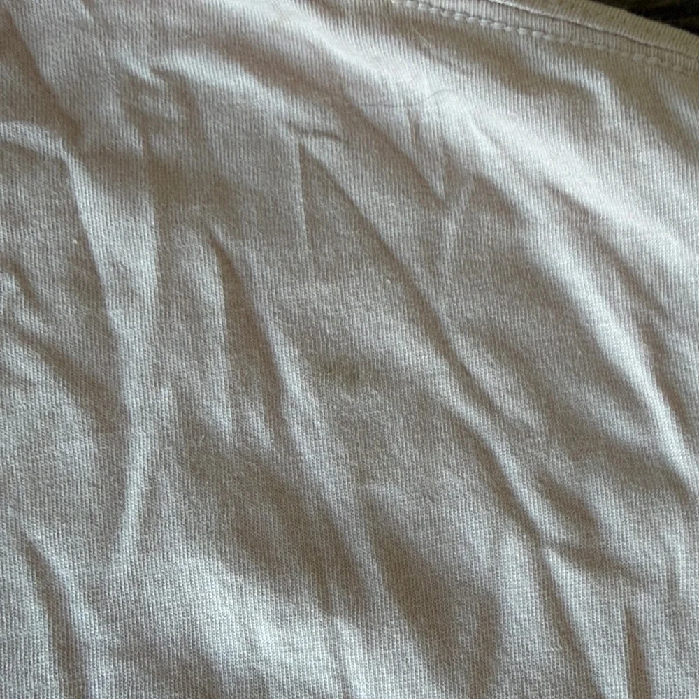 The North Face Women’s Short-Sleeve Logo Tee - Picture 3 of 9